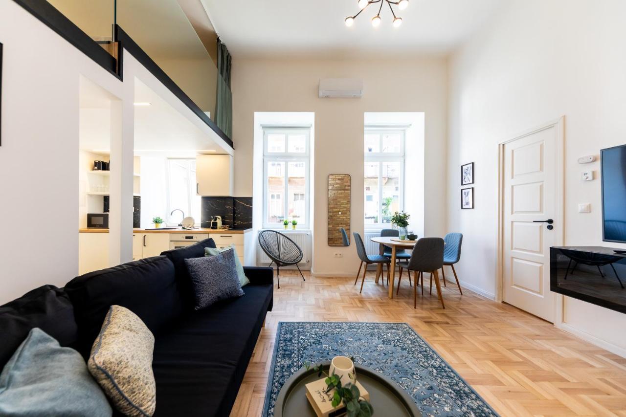 Kiraly Downtown Apartment Budapest Exteriör bild