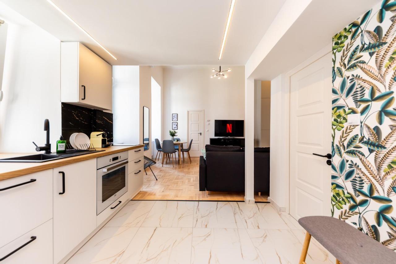 Kiraly Downtown Apartment Budapest Exteriör bild